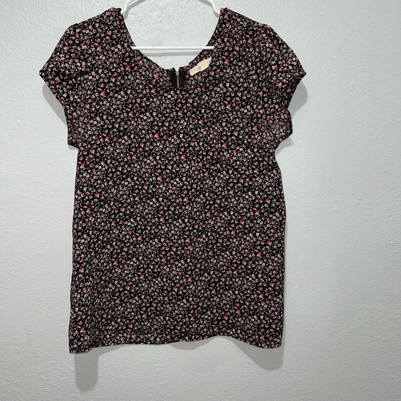 Women's Shrinking Violet Top XL Black Floral pocket front petal sleeve polyester - Picture 6 of 10